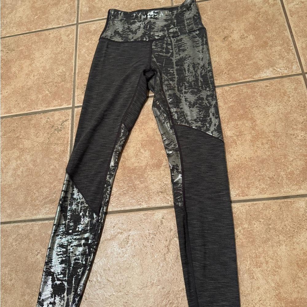 Lululemon Wunder Under Foil Leggings Size 4